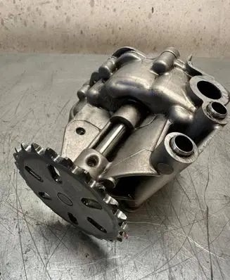 Renault Trafic III (X82) Oil pump 150001650R