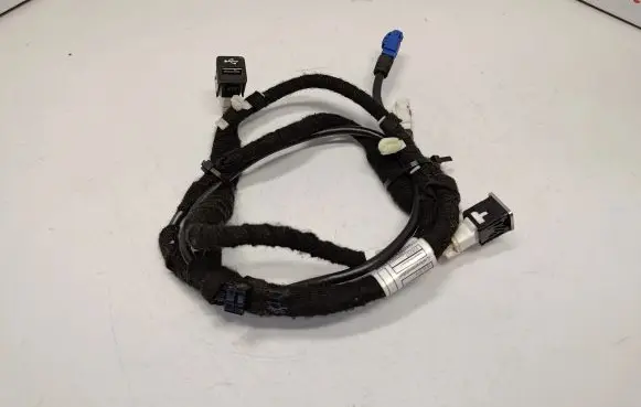 USB socket connector