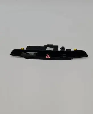 Hyundai Tucson TL Hazard light switch 93700D7100 3D136A1000