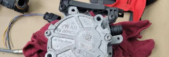 Audi A6 S6 C7 4G Vacuum pump 06K145100AE