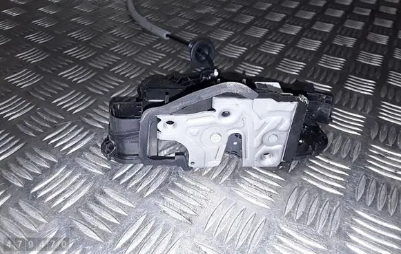 Skoda Scala Front door lock 10B837016B