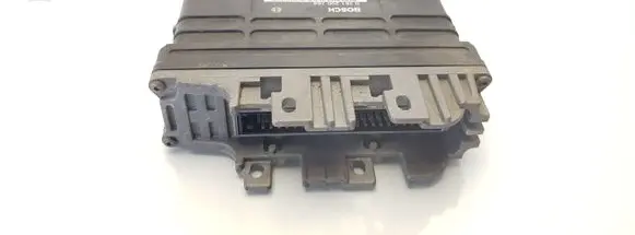 Volkswagen Golf III Engine control unit/module 032906026A 0261200764