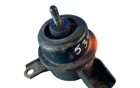 Hyundai i20 (PB PBT) Engine mount bracket 218121J000