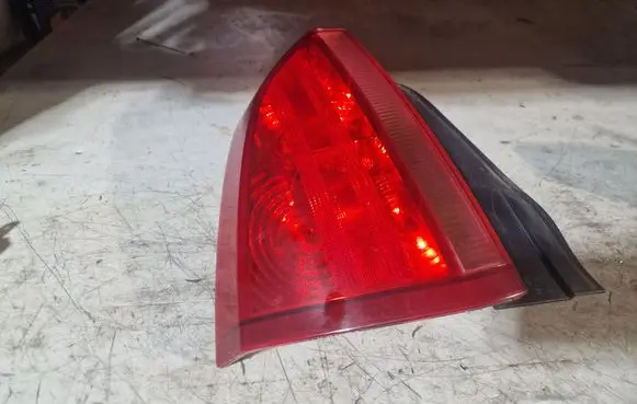 Cadillac BLS Rear/tail lights 67757971