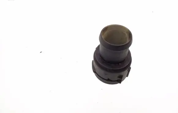 Volkswagen PASSAT B6 Engine coolant pipe/hose 3B0122291C