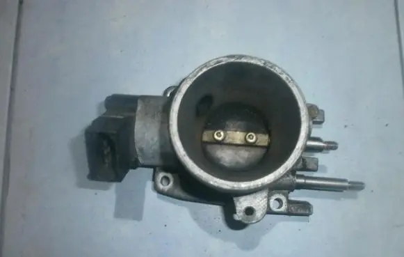 Ford Escort Throttle valve 928fcg