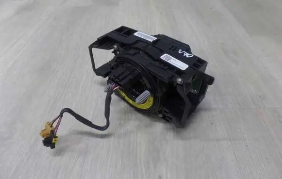 Volvo V70 Airbag slip ring squib (SRS ring) 31275363 43872