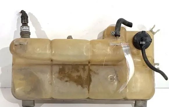 Iveco Daily 3rd gen Coolant expansion tank/reservoir