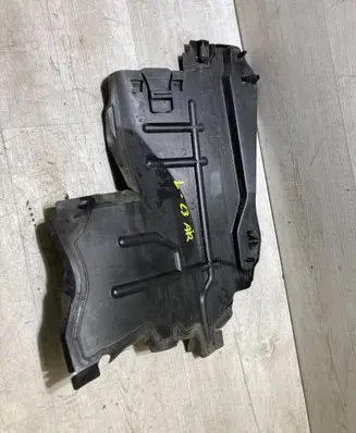 Intercooler air guide/duct channel