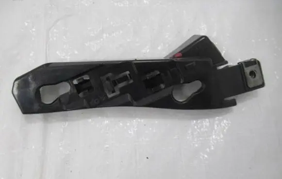 Citroen C4 II Fender mounting bracket 1610194780