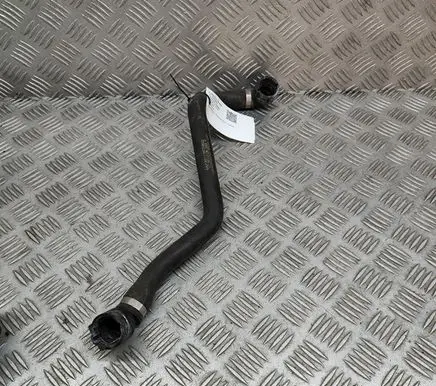 Mercedes-Benz E W213 Engine coolant pipe/hose A2135014782