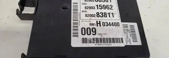 Renault Espace IV Fuse module 8200315962 8200283811 8200368381