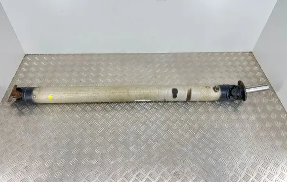 Nissan Navara D23 Rear driveshaft/prop shaft 373004JA0B