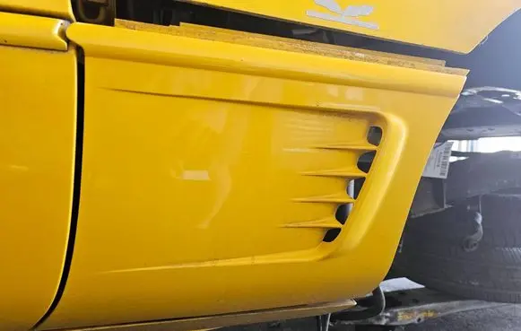 Chevrolet Corvette side skirts sill cover