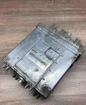Renault Scenic I Engine control unit/module ECU 0281001809 7700105953