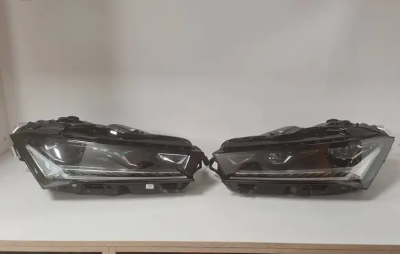 Skoda Superb B8 (3V) Headlight/headlamp 3P1941016A 3P1941015A