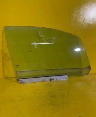 Opel Zafira B Sliding door window/glass 