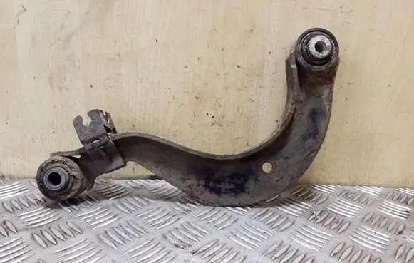 Volkswagen Tiguan Rear control arm