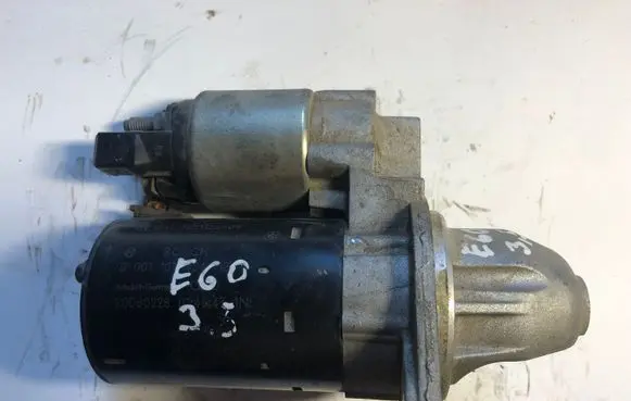 BMW 5 E60 E61 Starter motor 752112304 7521123 1241752112304