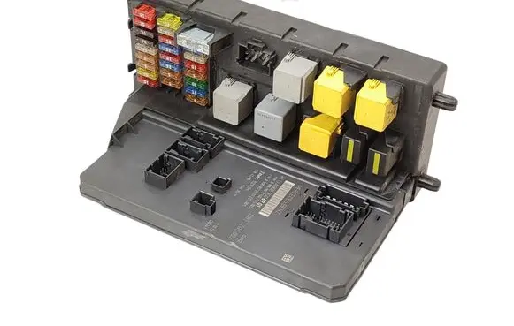Volkswagen Crafter SAM control unit 9069006701 A9069006701 202510211202