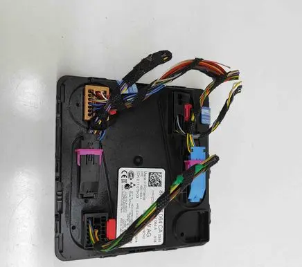 Audi A5 Central body control module 8W0907064A 5DK01107903