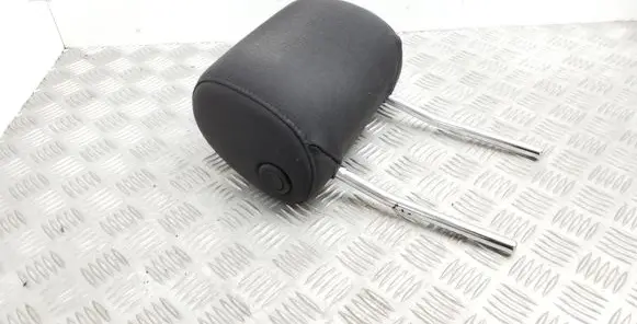Audi A3 S3 8P Front seat headrest 