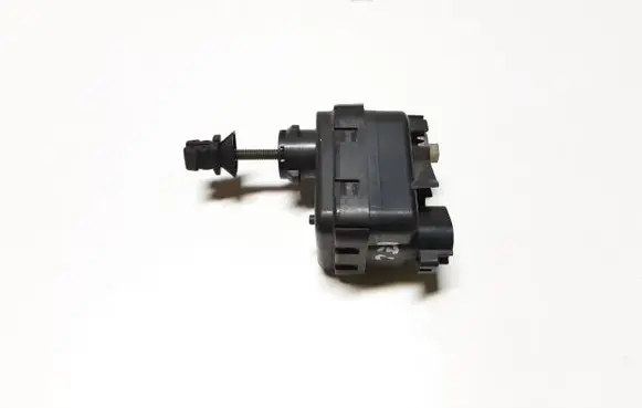 Headlight level adjustment motor