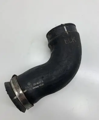 Audi A4 S4 B7 8E 8H Intercooler hose/pipe 8E0145837G