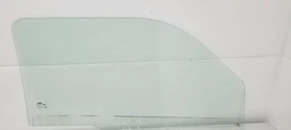 Ligier JS 50 Front door window/glass (coupe) 43r000469