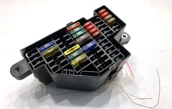 Volkswagen Scirocco Fuse box set 