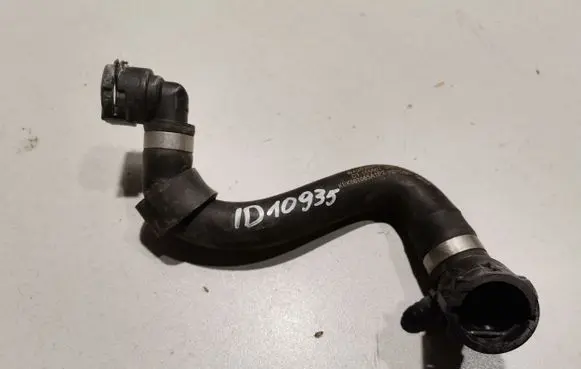 Mercedes-Benz GLC X253 C253 Engine coolant pipe/hose A2535012600