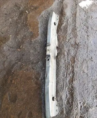 Audi 80 90 S2 B4 Bottom radiator support slam panel 