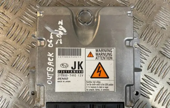 Subaru Outback Engine control unit/module 22611AN040 2758007492