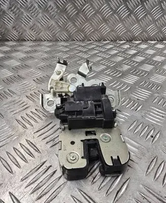 Audi A5 Sportback 8TA Tailgate/trunk/boot lock/catch/latch 8K9927505