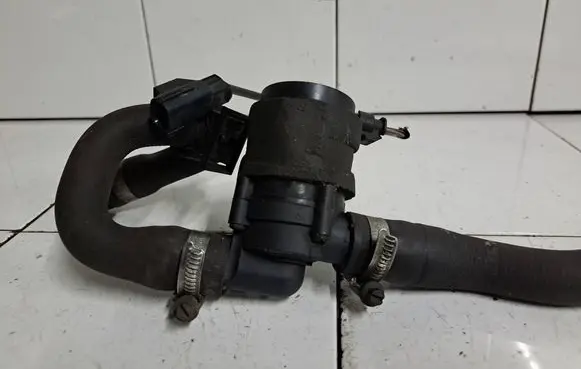 Ford Mondeo MK IV Electric auxiliary coolant/water pump 9017985A 01910