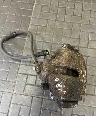 Seat Altea XL Front brake caliper