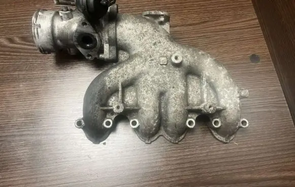 Volkswagen Transporter - Caravelle T5 Intake manifold 038129713A6