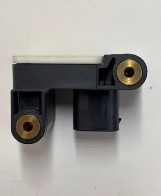 BMW 1 E82 E88 Airbag deployment crash/impact sensor 0285003900 6911003 081007