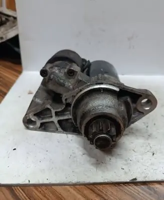 Seat Ibiza III (6L) Starter motor 0001120400