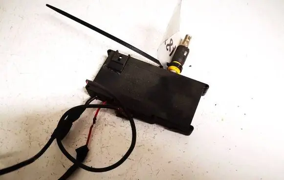 Peugeot 607 Antenna control unit 9637564680