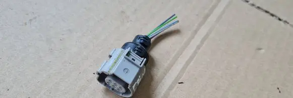 Engine installation wiring loom