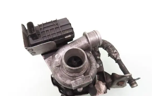 Audi A8 S8 D3 4E Turbo GT1749V 057145701S 712120