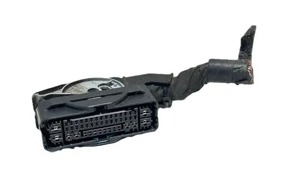 KIA Sorento IV ABS module connector plug 5Q0973046 122095191 33519