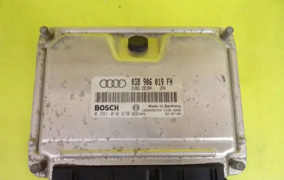 Audi A3 S3 8L Engine control unit/module 038906019FH