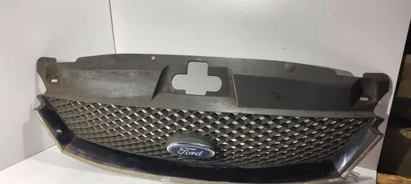 Ford Mondeo Mk III Front bumper upper radiator grill 1S7X8A133AK