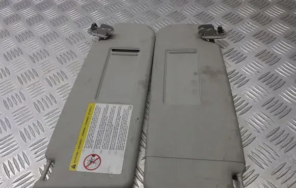 Volkswagen Polo V 6R Sun visor
