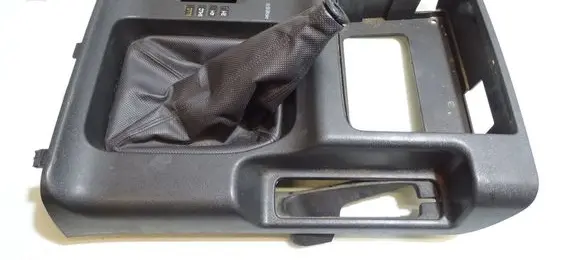 Mitsubishi Pajero Gear selector MR410845