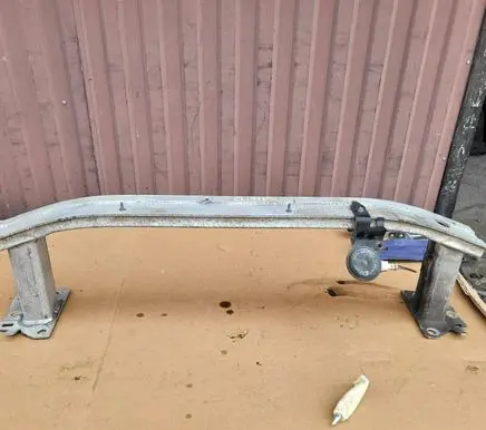 Renault Clio IV Front bumper support beam 131313