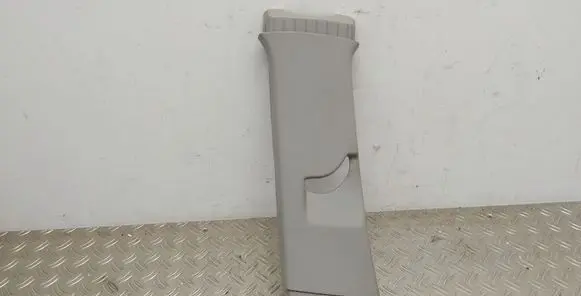 Toyota Yaris (B) pillar trim (top) 624120D180 624120D160