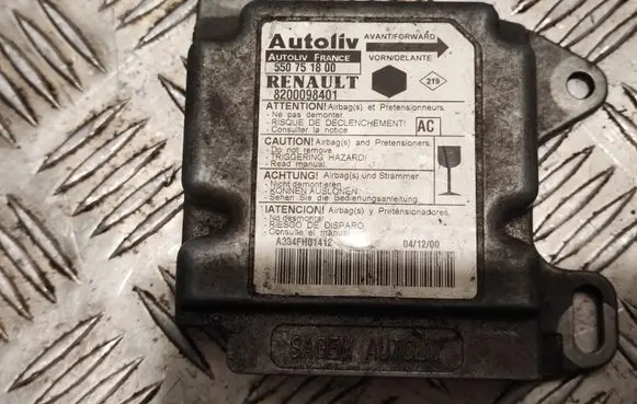 Volvo XC70 Airbag control unit/module 550751800